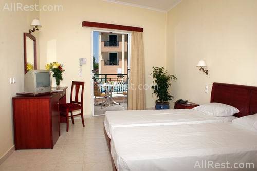Sofia Hotel 5